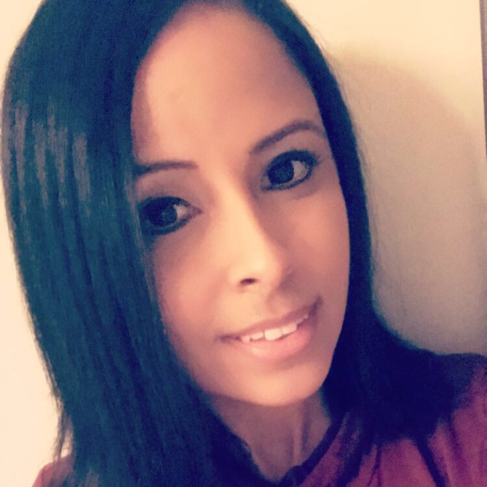 Meet your Posher, Yolanda
